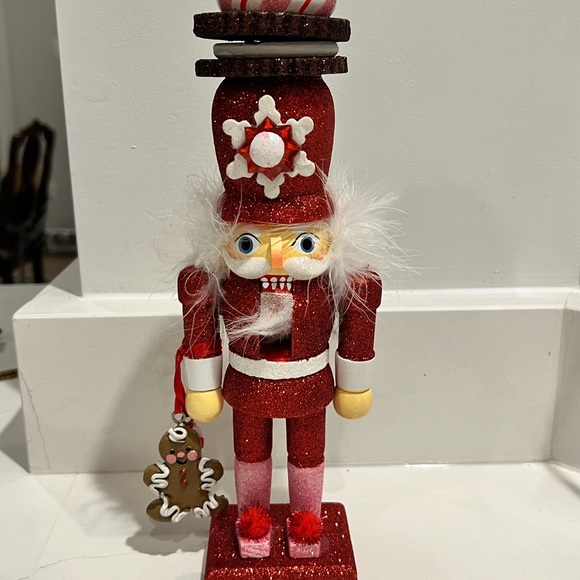 Festive Candy Themed Nutcracker Set with Red and White Accents - Picture 6 of 7